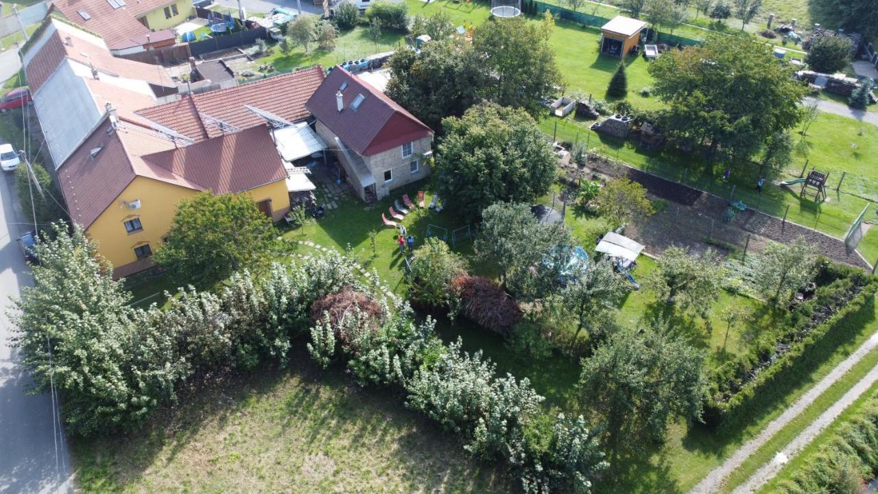 Apartman Hulin, Chrastany - Bily Exterior photo