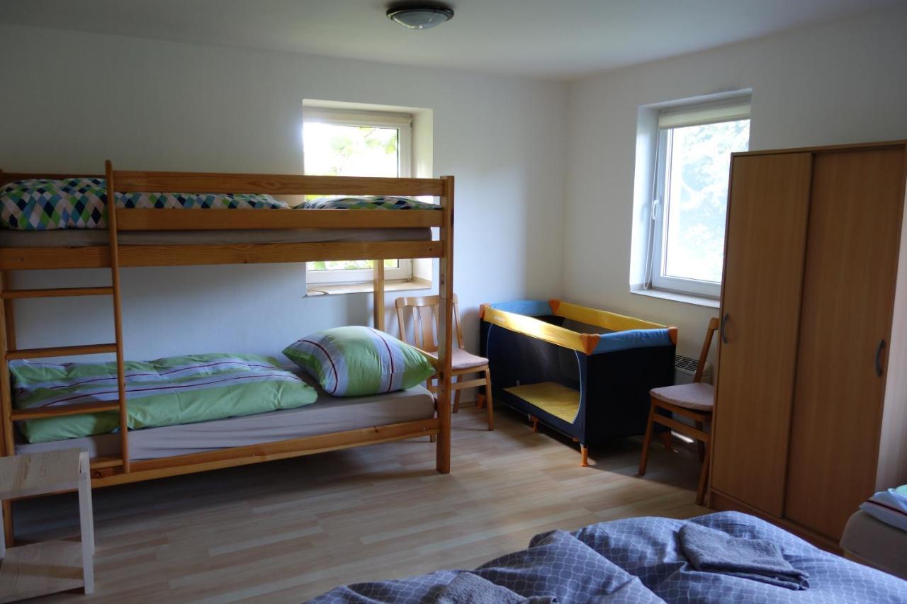 Apartman Hulin, Chrastany - Bily Exterior photo